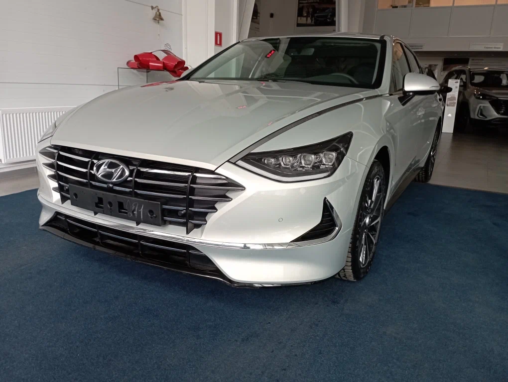 Hyundai Sonata Седан с салона по цене от 1 861 000 рублей